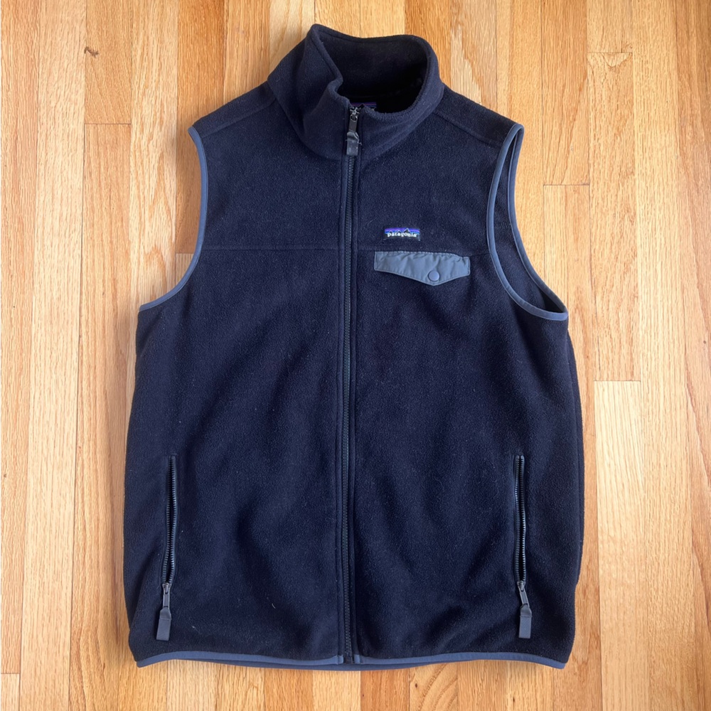 Black Patagonia vest